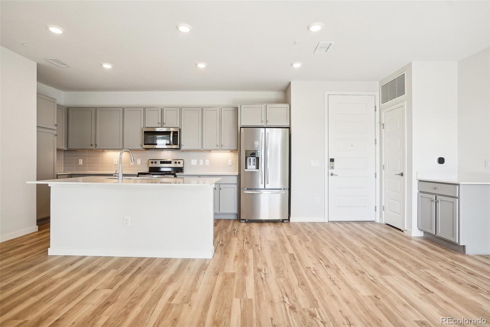 MLS Image #12 for 487  interlocken boulevard,broomfield, Colorado