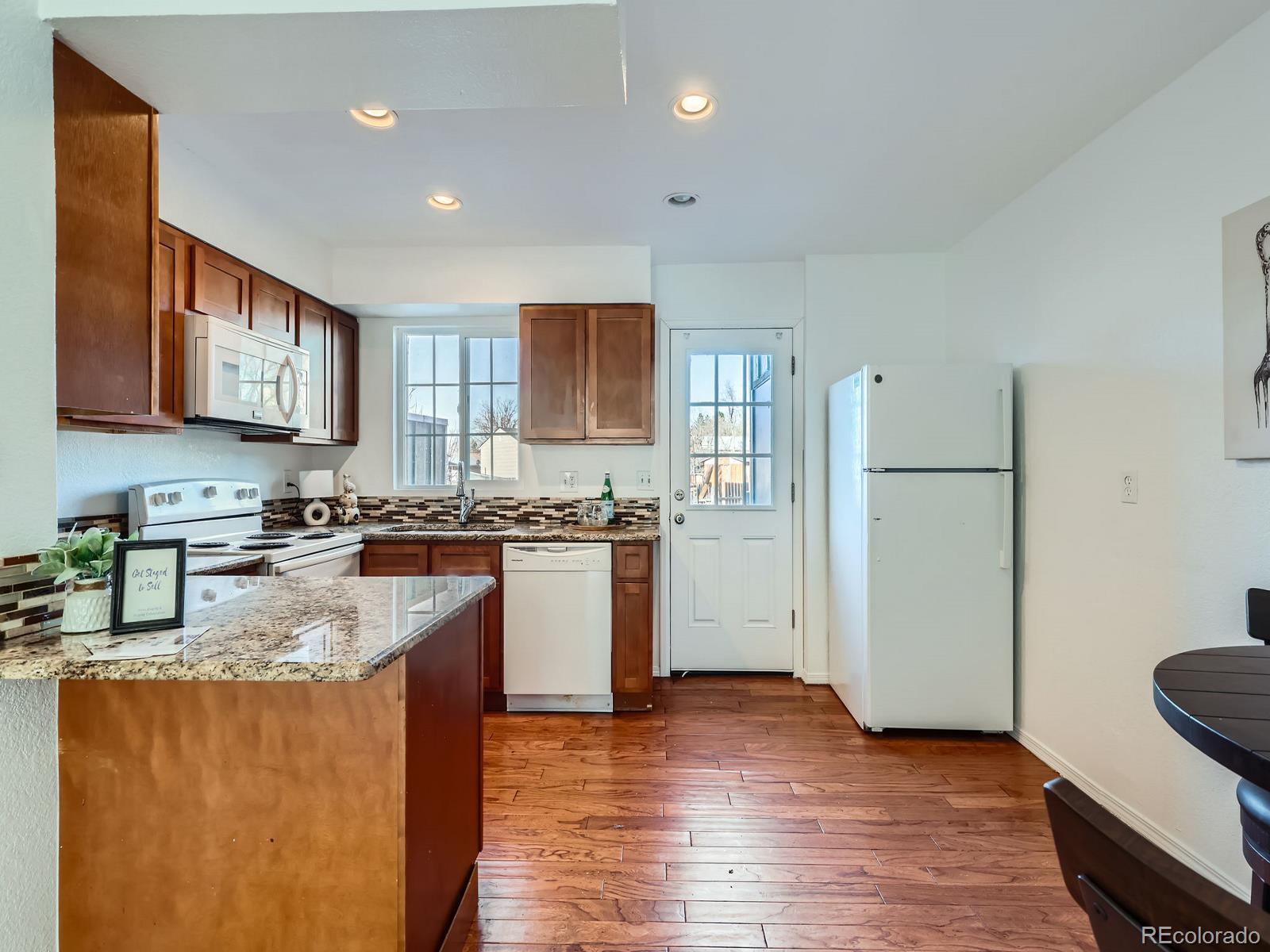 MLS Image #3 for 11985 e kepner drive,aurora, Colorado