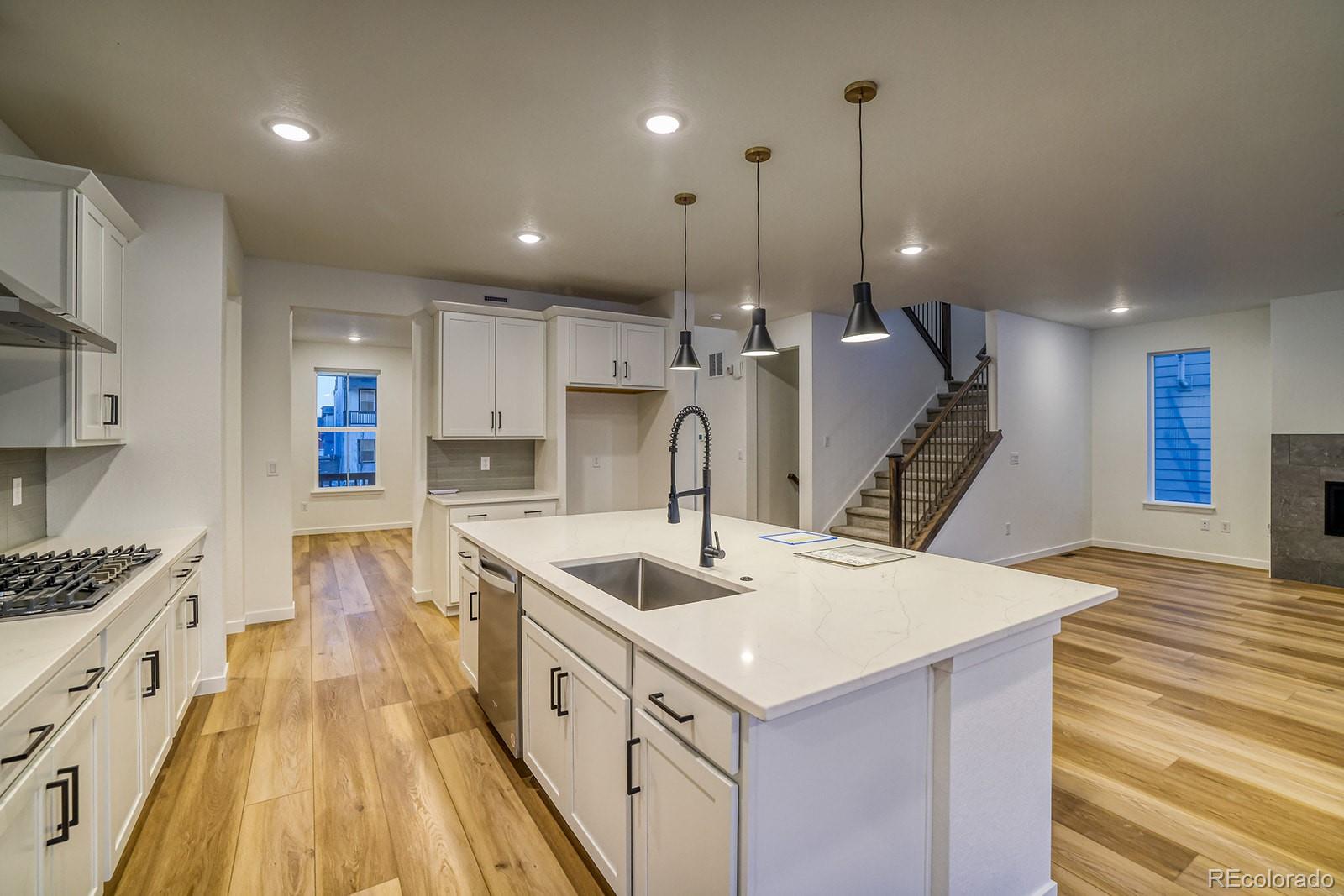 MLS Image #6 for 8512  orchard city drive,littleton, Colorado