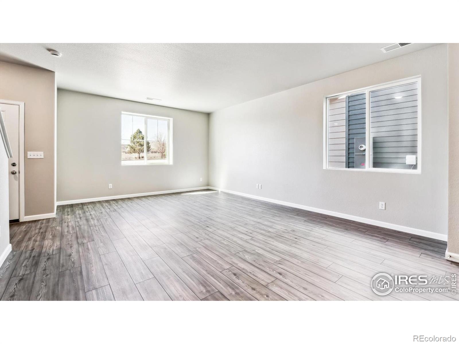 MLS Image #2 for 284  scaup lane,johnstown, Colorado