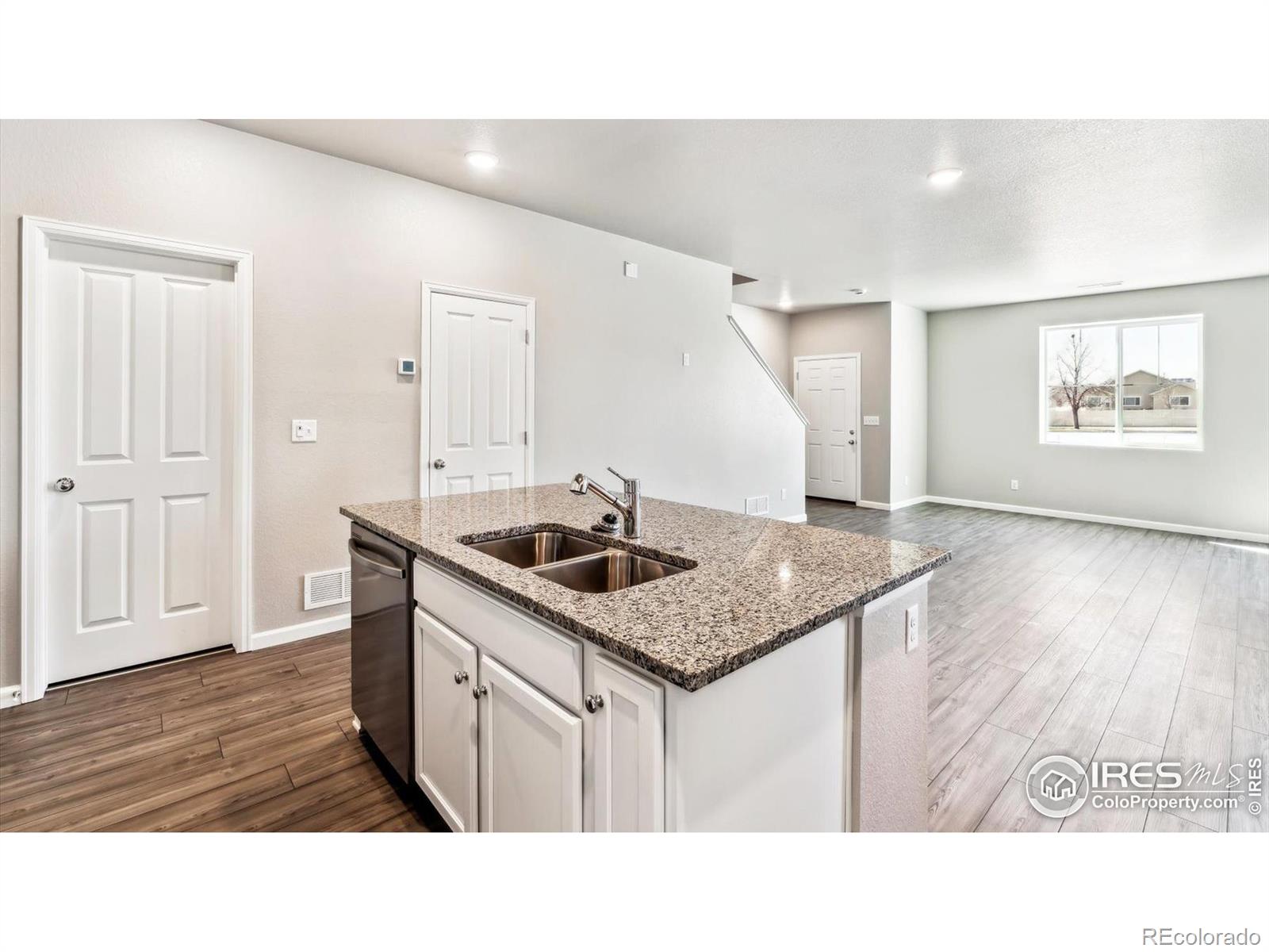 MLS Image #7 for 284  scaup lane,johnstown, Colorado