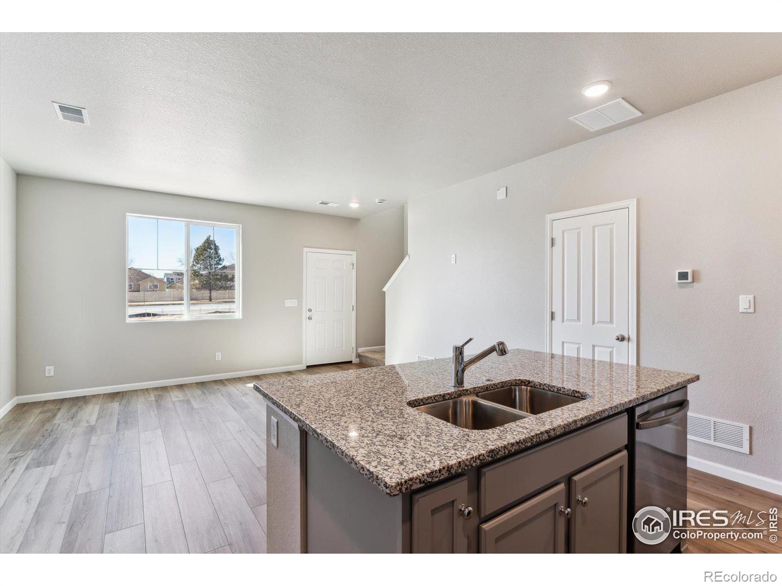 MLS Image #7 for 290  scaup lane,johnstown, Colorado