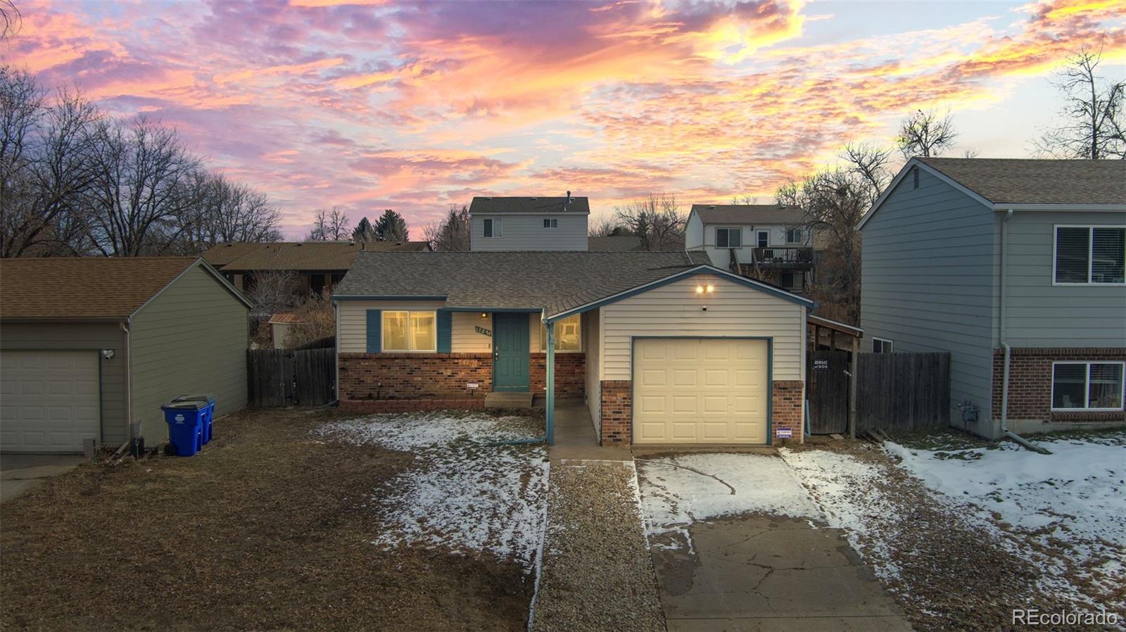 MLS Image #3 for 17274 e princeton drive,aurora, Colorado