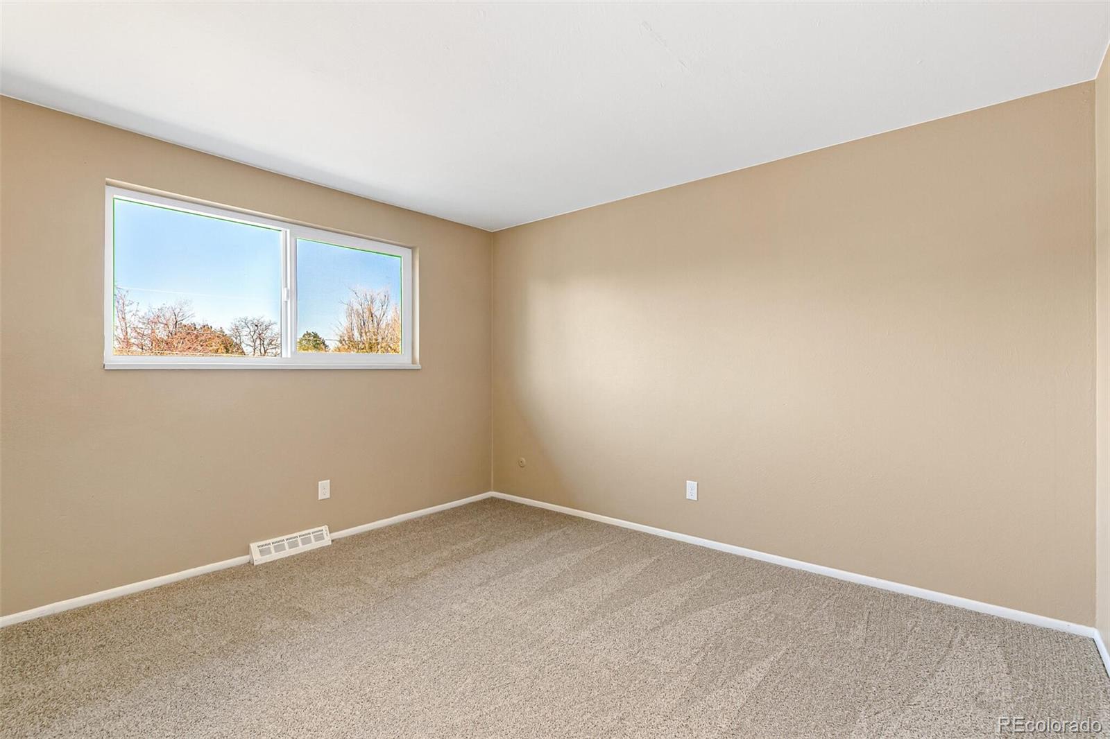 MLS Image #18 for 409 s uvalda circle,aurora, Colorado