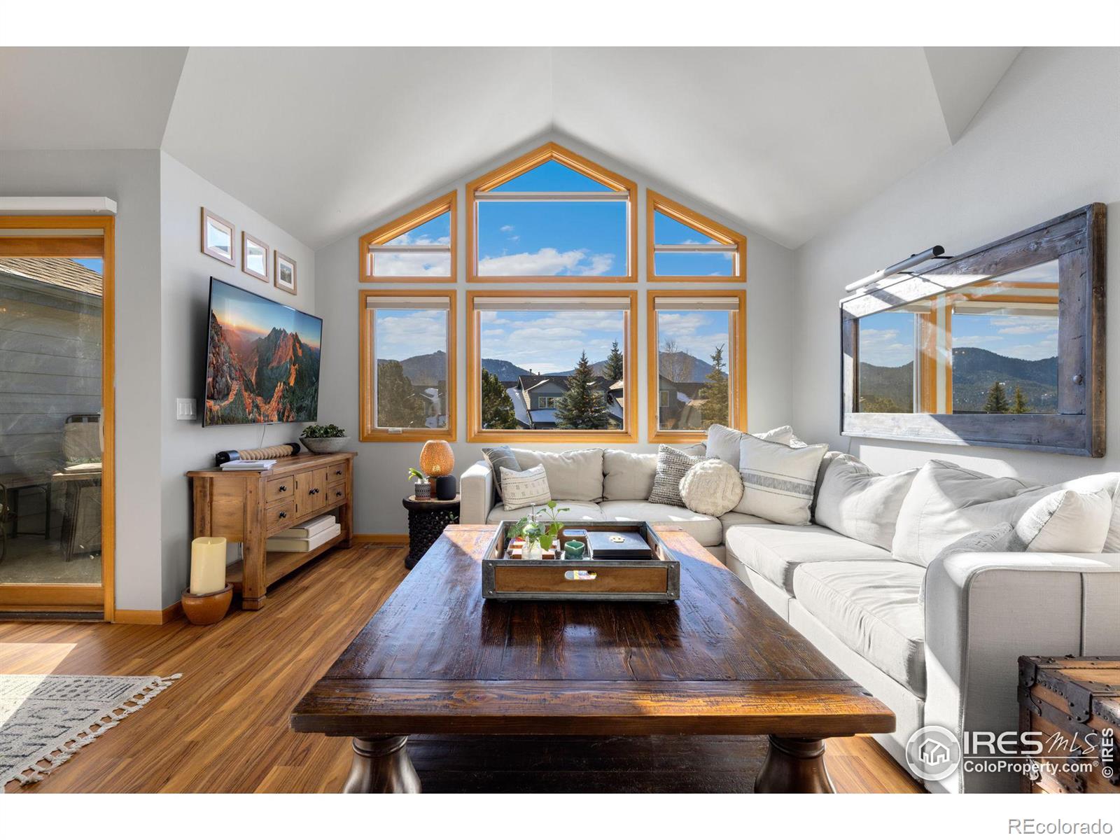 MLS Image #10 for 1555  raven circle,estes park, Colorado