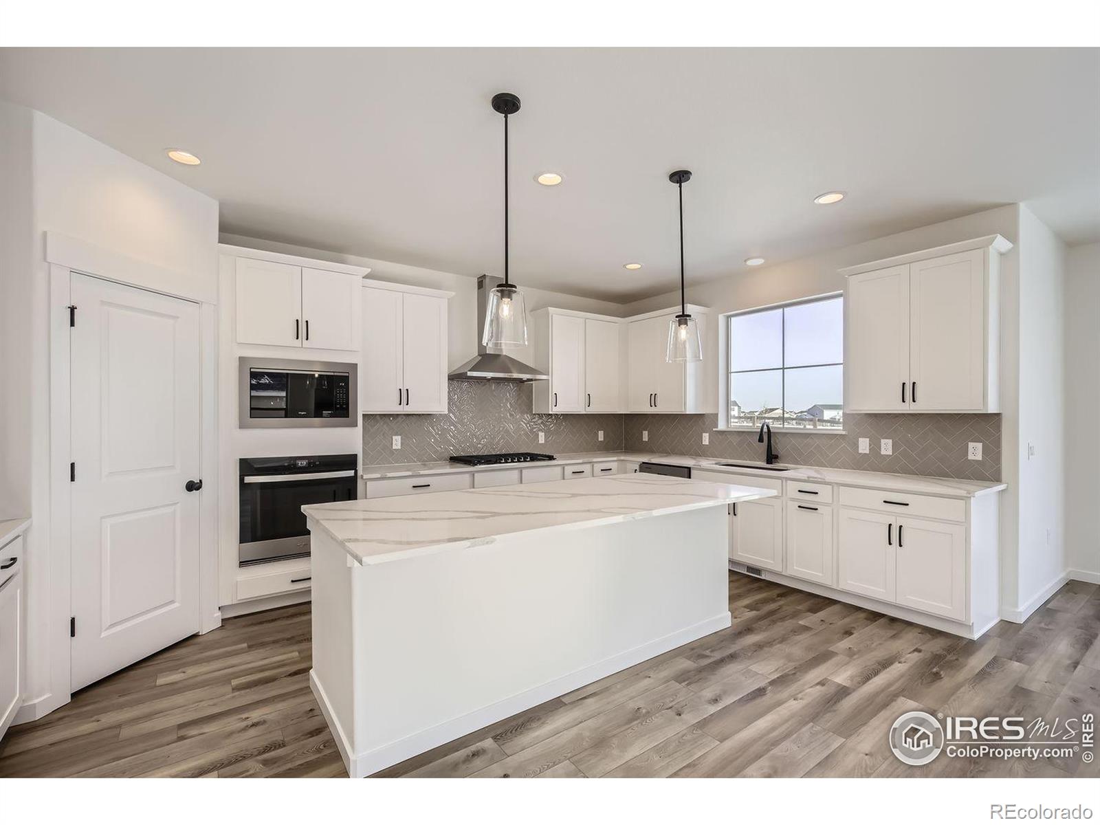 MLS Image #10 for 12718  bend court,firestone, Colorado