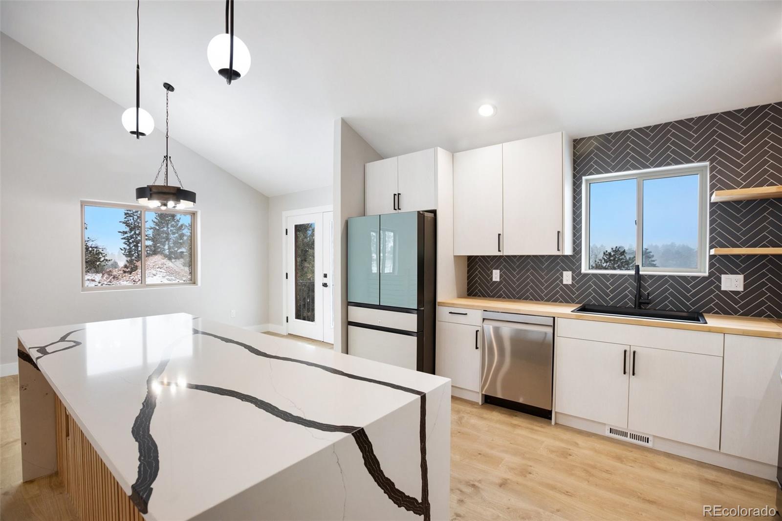 MLS Image #11 for 437  chateau vista drive,florissant, Colorado
