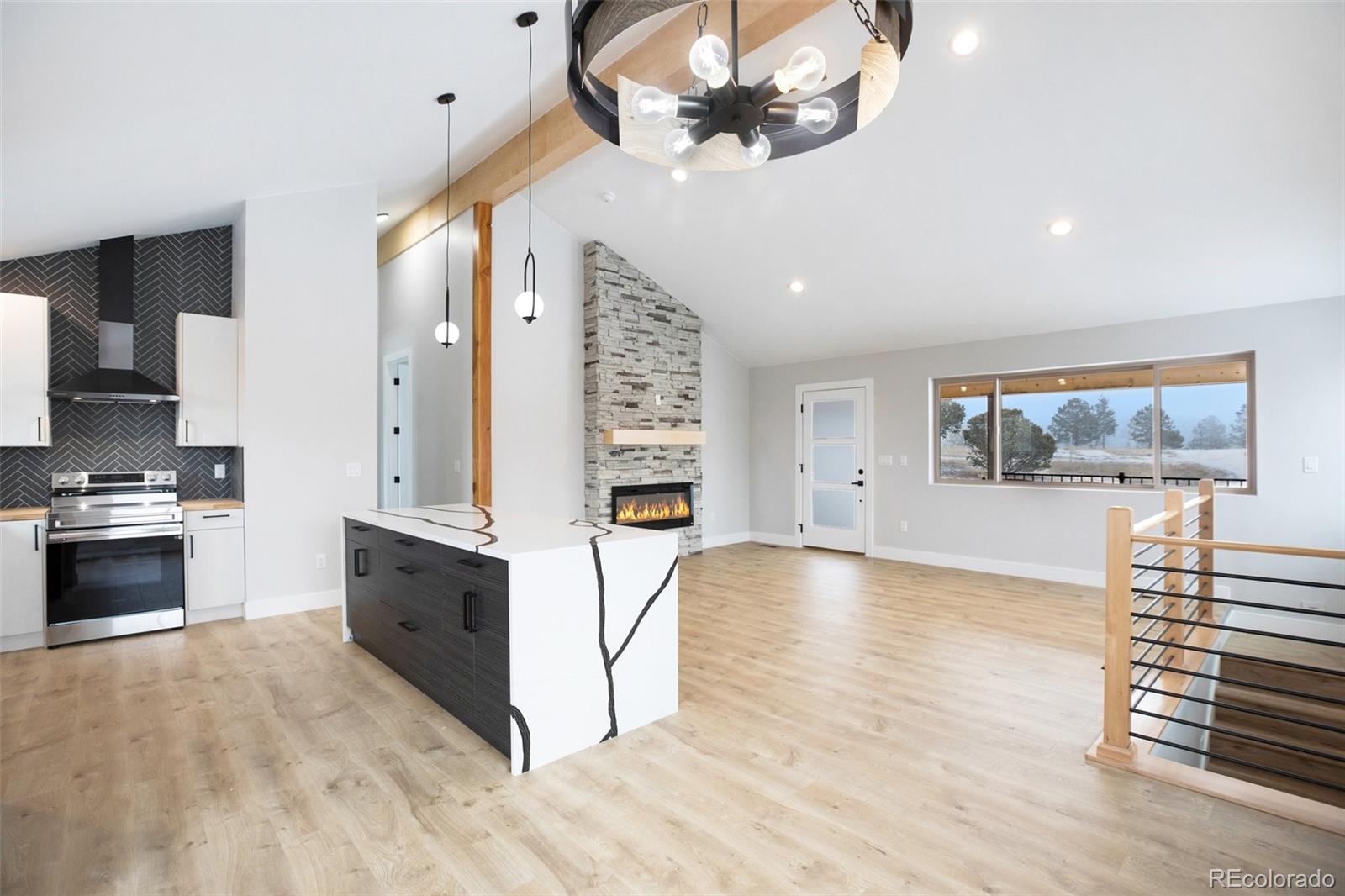 MLS Image #13 for 437  chateau vista drive,florissant, Colorado