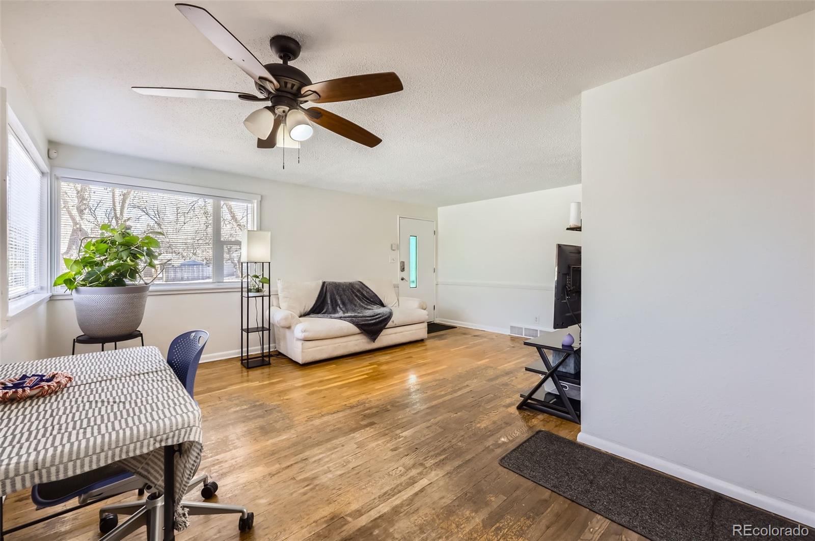 MLS Image #5 for 2032  downing drive,colorado springs, Colorado