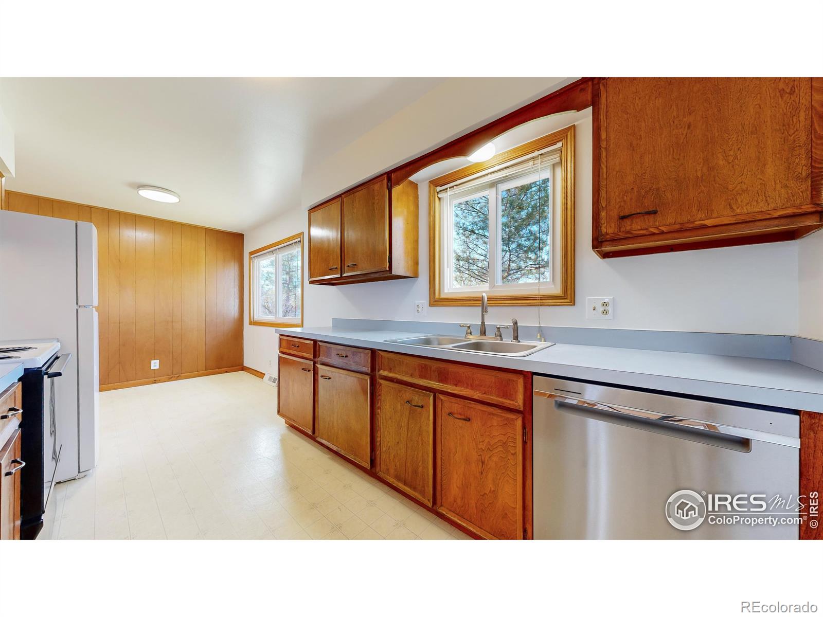 MLS Image #4 for 3111 n franklin avenue,loveland, Colorado