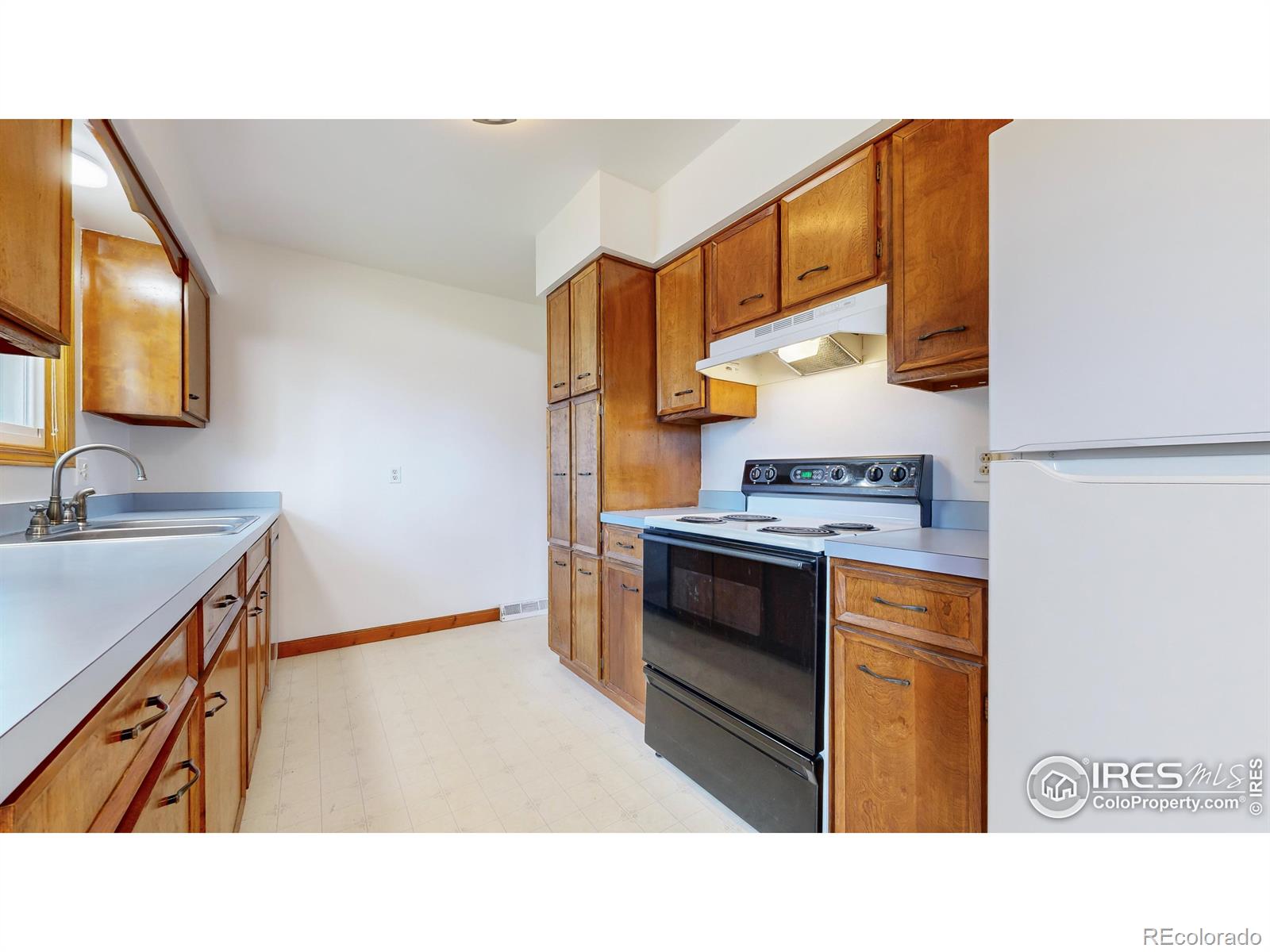 MLS Image #6 for 3111 n franklin avenue,loveland, Colorado