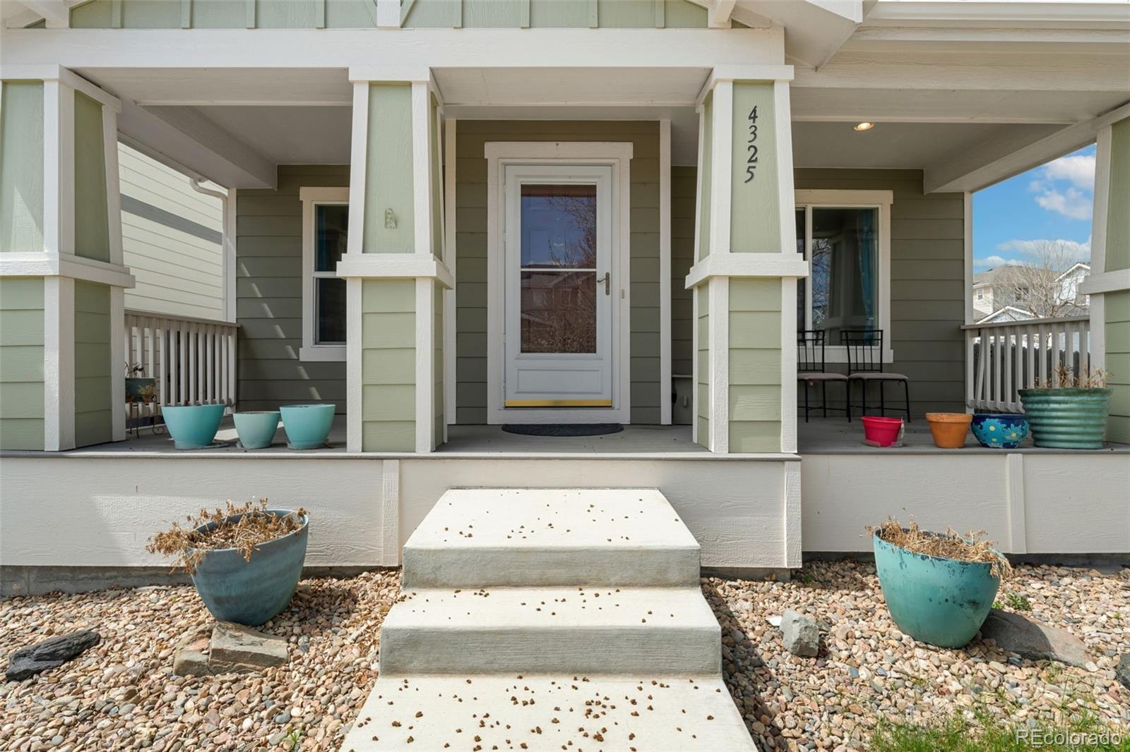 MLS Image #3 for 4325 s hoyt street,littleton, Colorado