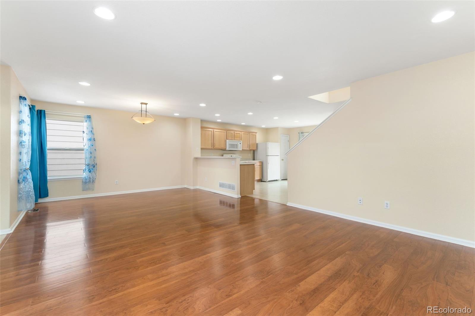 MLS Image #4 for 4325 s hoyt street,littleton, Colorado
