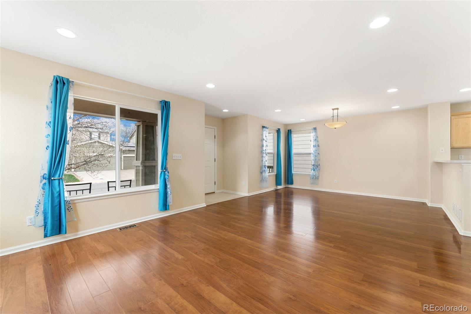 MLS Image #5 for 4325 s hoyt street,littleton, Colorado