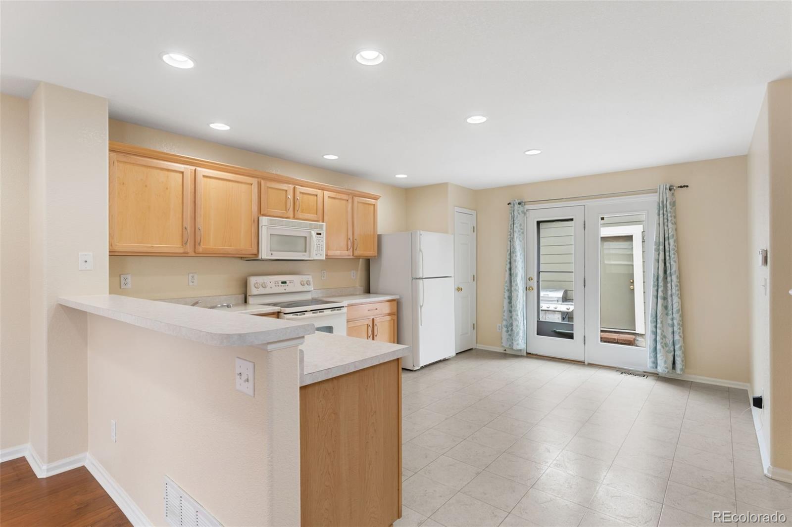 MLS Image #8 for 4325 s hoyt street,littleton, Colorado