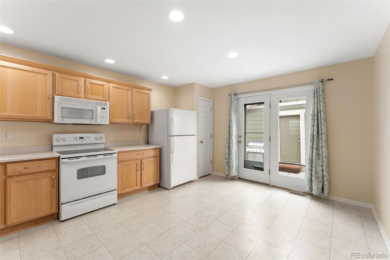 MLS Image #9 for 4325 s hoyt street,littleton, Colorado