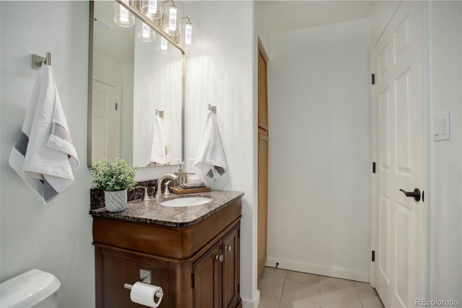 MLS Image #19 for 8457  thunder ridge way,highlands ranch, Colorado