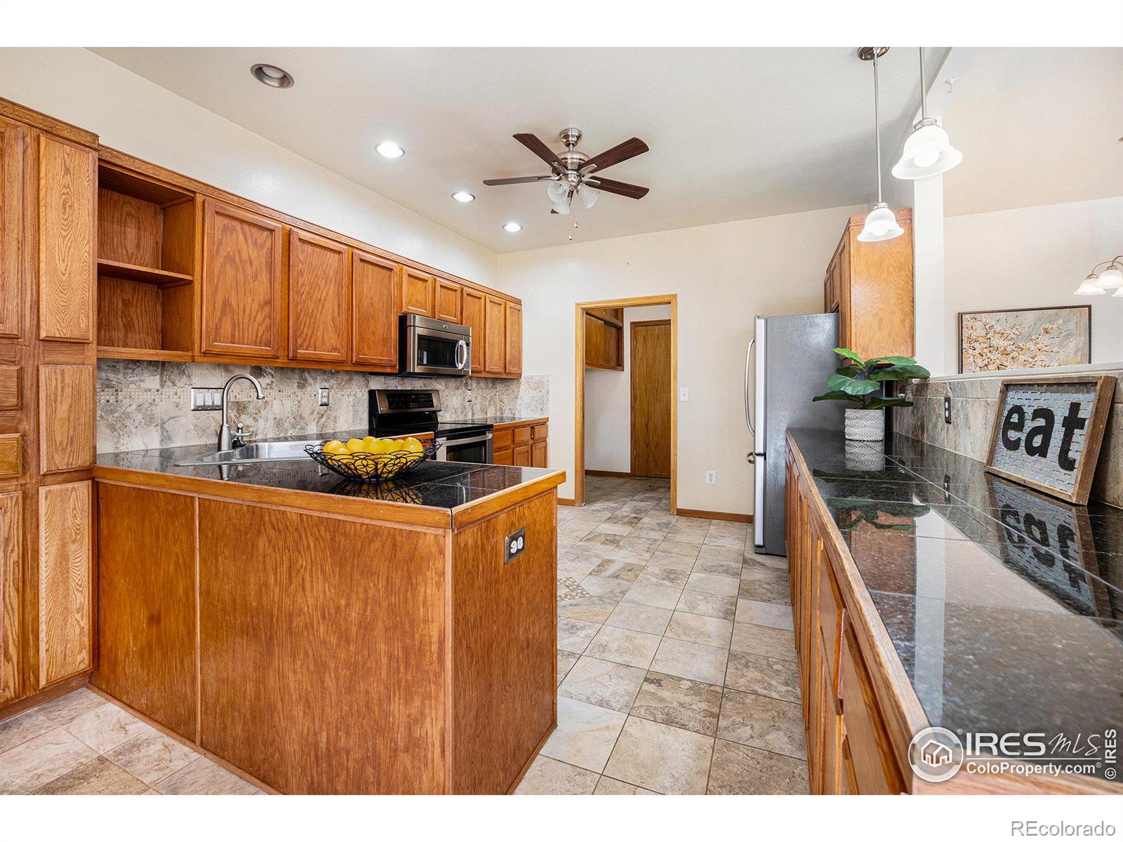 MLS Image #5 for 513  yuma court,fort collins, Colorado