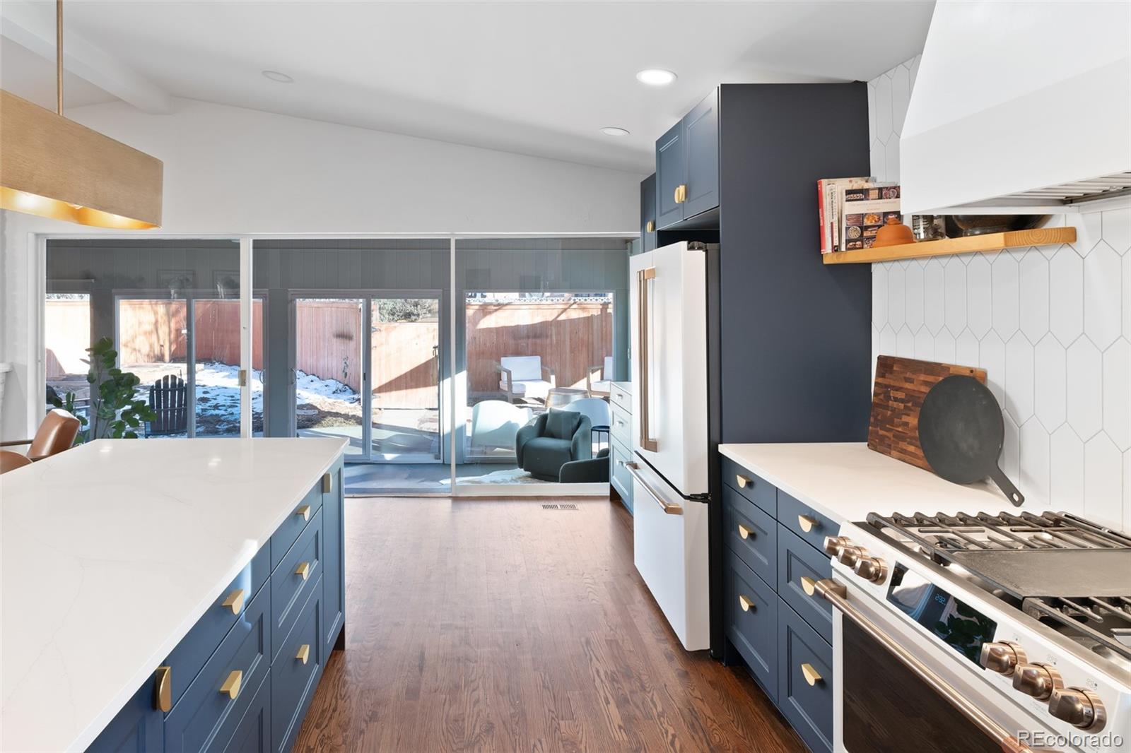 MLS Image #9 for 918 s university boulevard,denver, Colorado