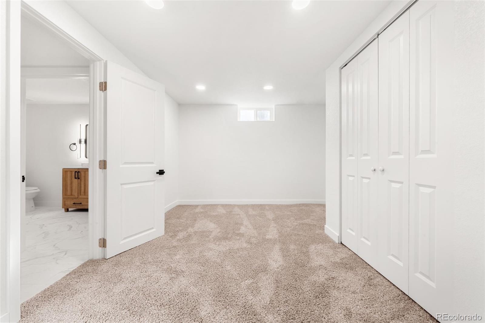 MLS Image #12 for 1882 s alcott street,denver, Colorado