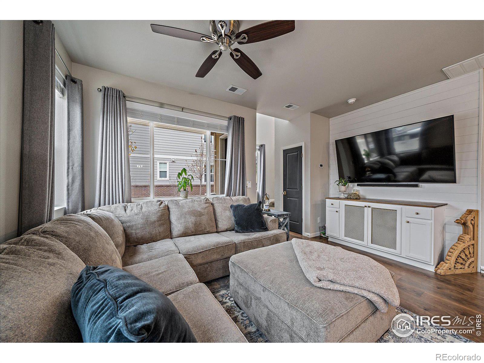 MLS Image #5 for 15536 w 64th loop,arvada, Colorado