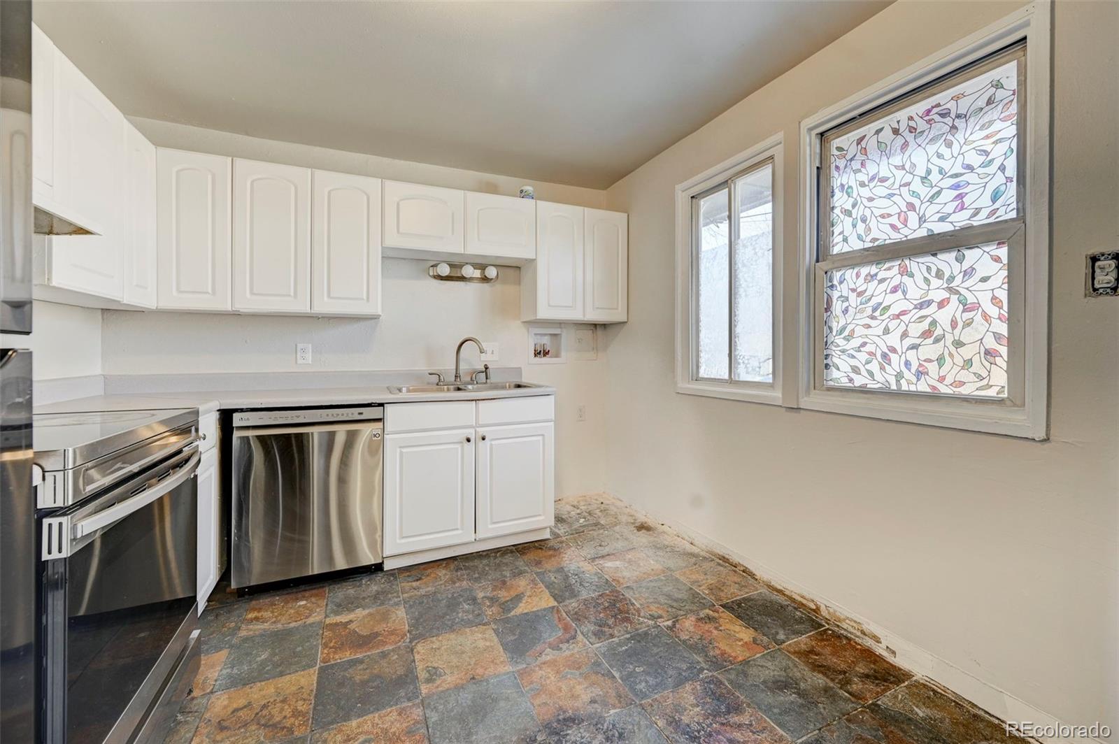 MLS Image #7 for 2809  lark drive,colorado springs, Colorado