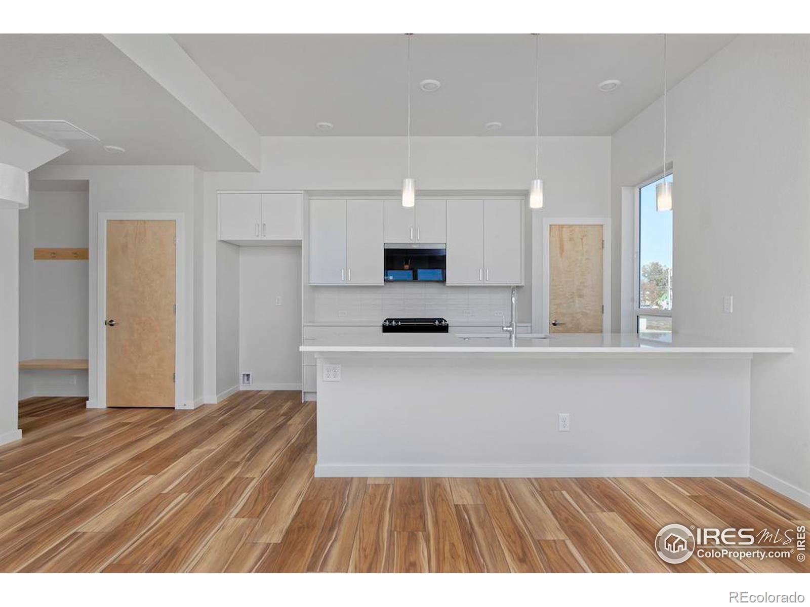MLS Image #0 for 733  kubat lane,longmont, Colorado