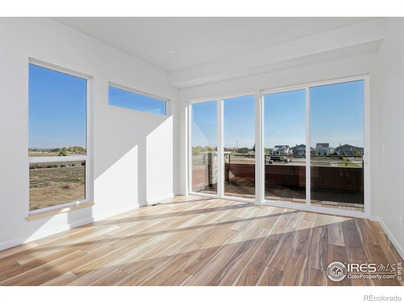 MLS Image #4 for 733  kubat lane,longmont, Colorado