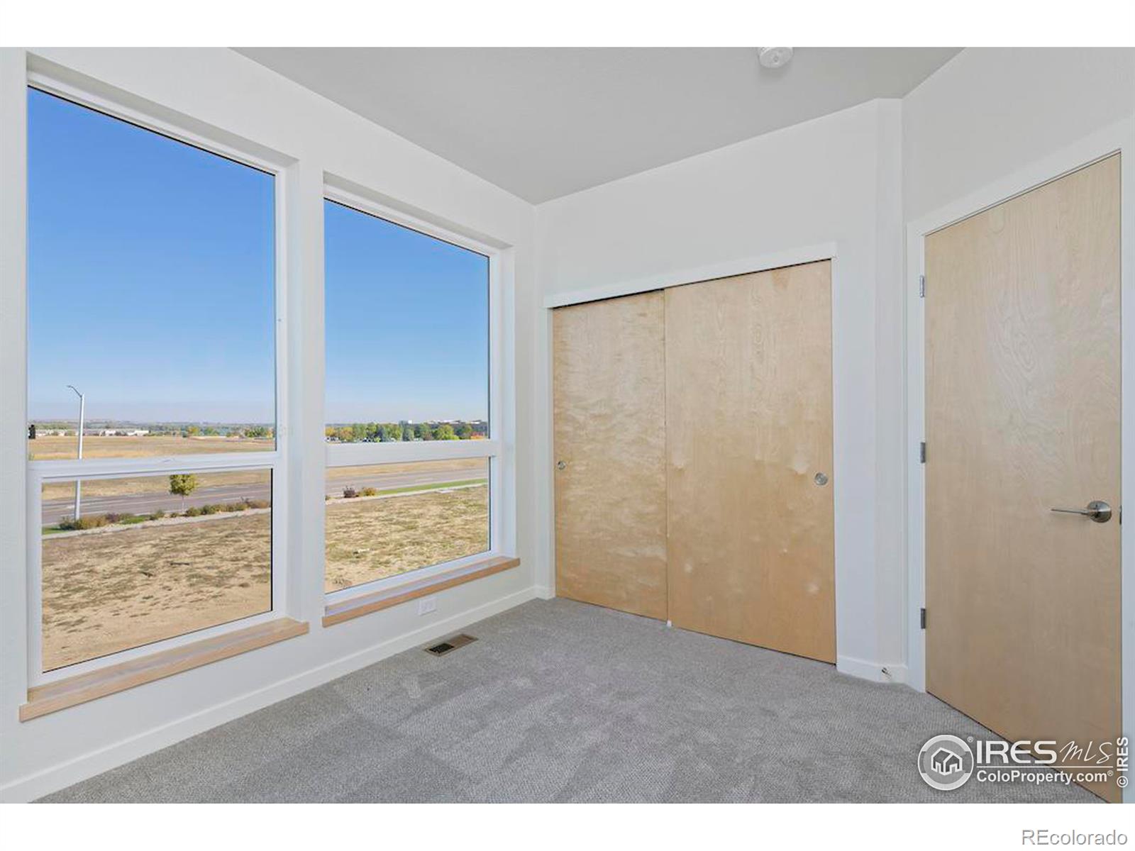MLS Image #8 for 733  kubat lane,longmont, Colorado
