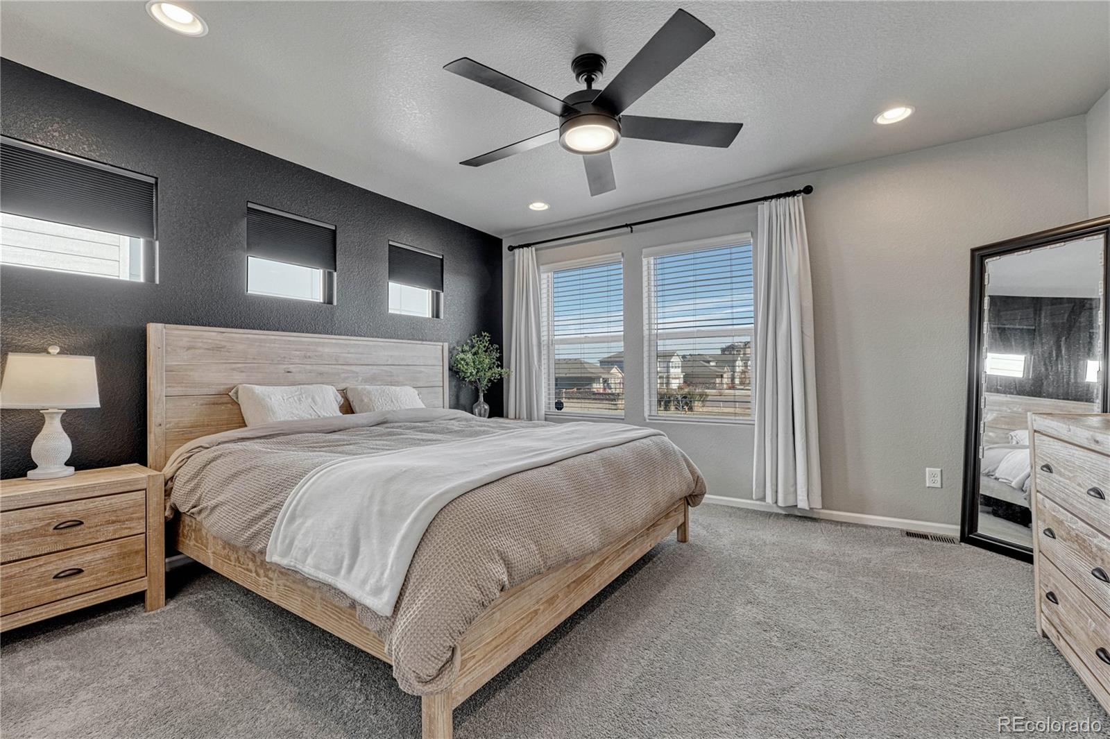MLS Image #14 for 6541 n dunkirk street,denver, Colorado