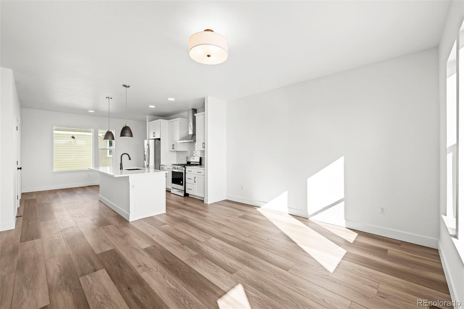 MLS Image #10 for 2672 w 68th avenue,denver, Colorado