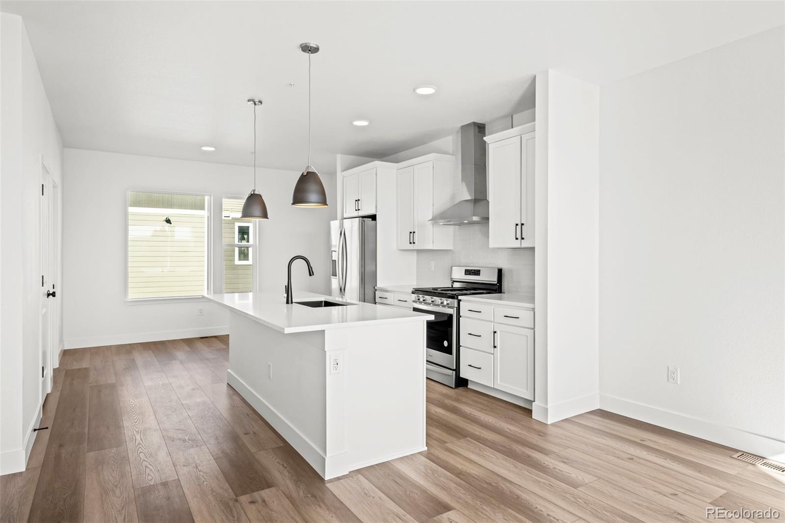 MLS Image #12 for 2672 w 68th avenue,denver, Colorado