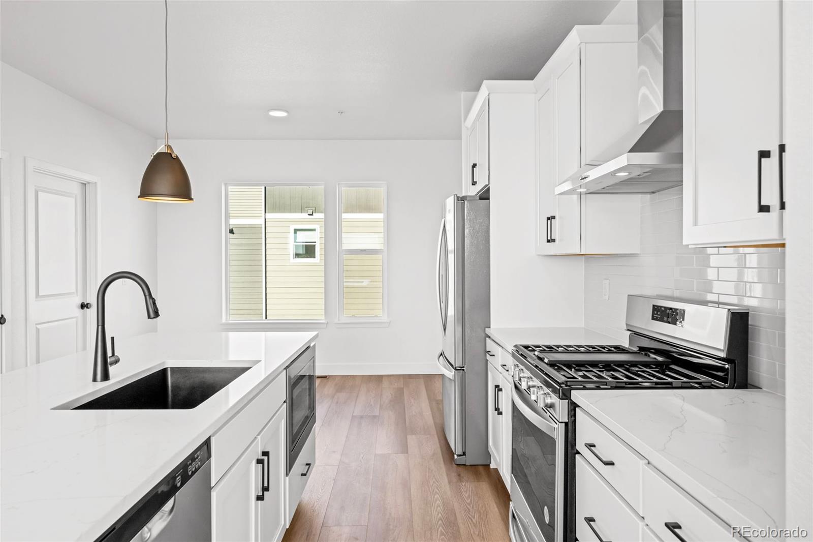 MLS Image #15 for 2672 w 68th avenue,denver, Colorado