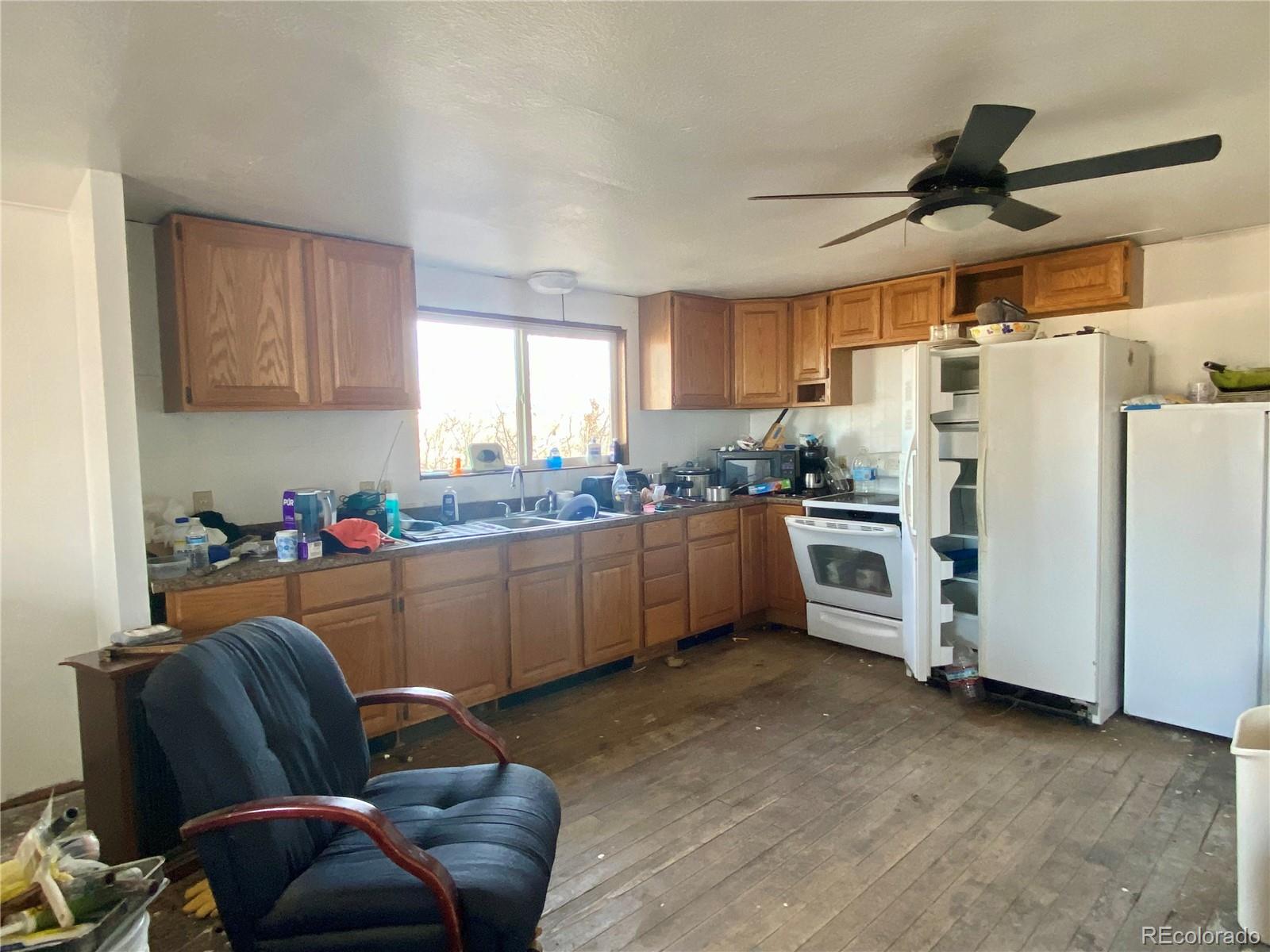 MLS Image #4 for 1180  main street,vona, Colorado