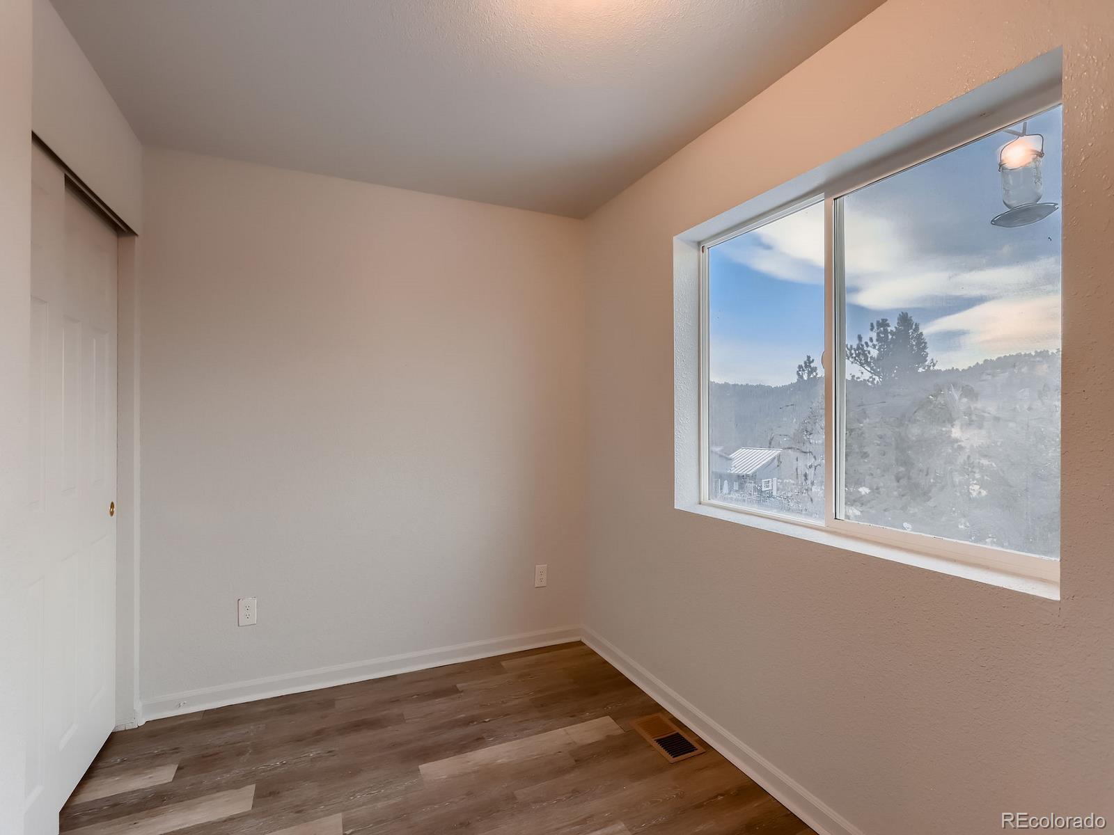 MLS Image #16 for 26446  grateful way,kittredge, Colorado