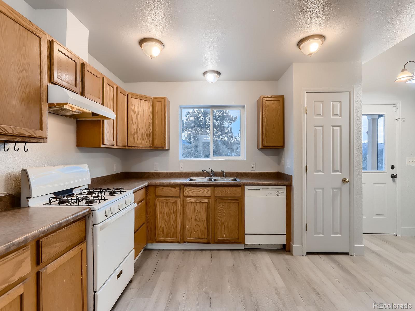 MLS Image #9 for 26446  grateful way,kittredge, Colorado