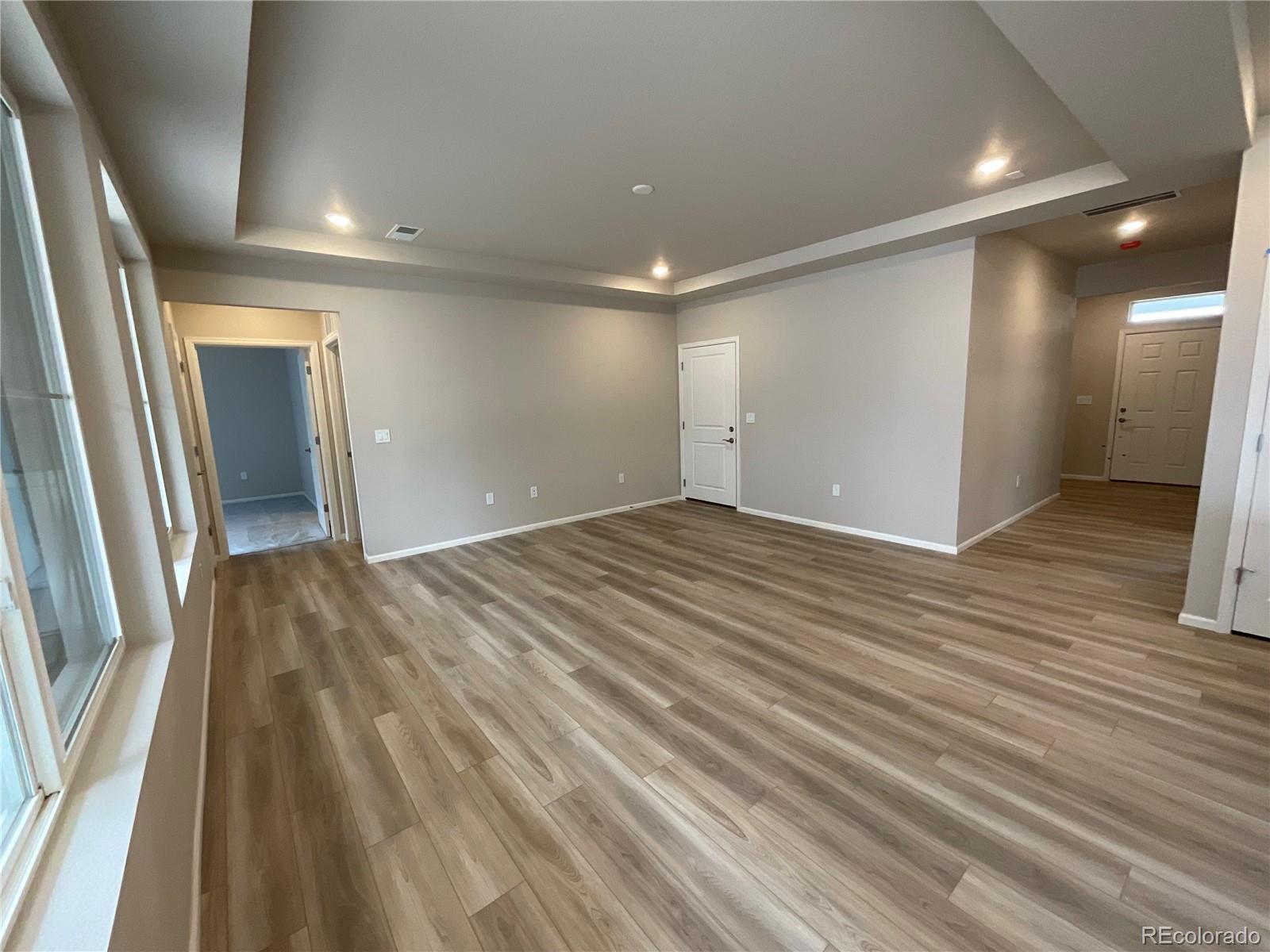 MLS Image #3 for 5186 n quemoy court,aurora, Colorado