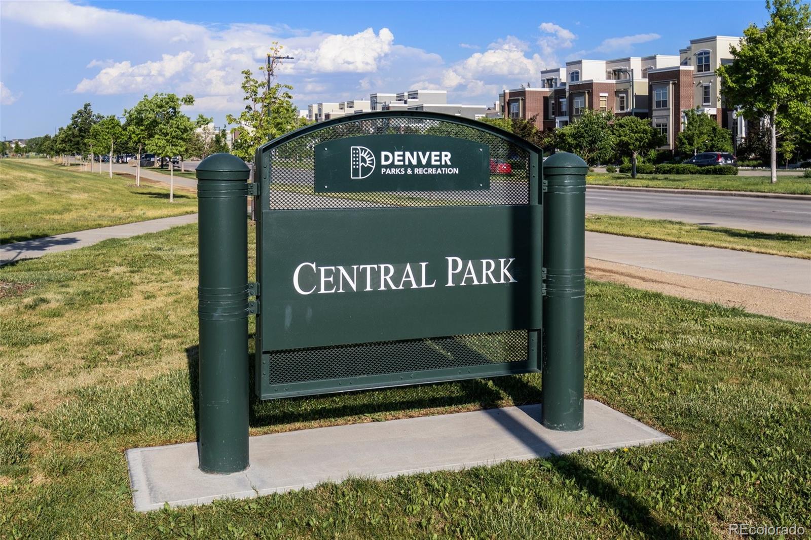 MLS Image #38 for 2853  yosemite street,denver, Colorado