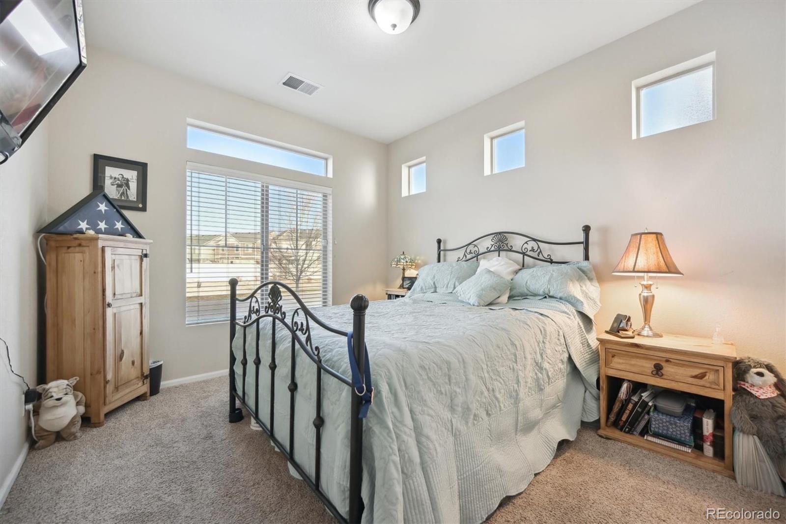 MLS Image #14 for 18196 e 53rd drive,denver, Colorado