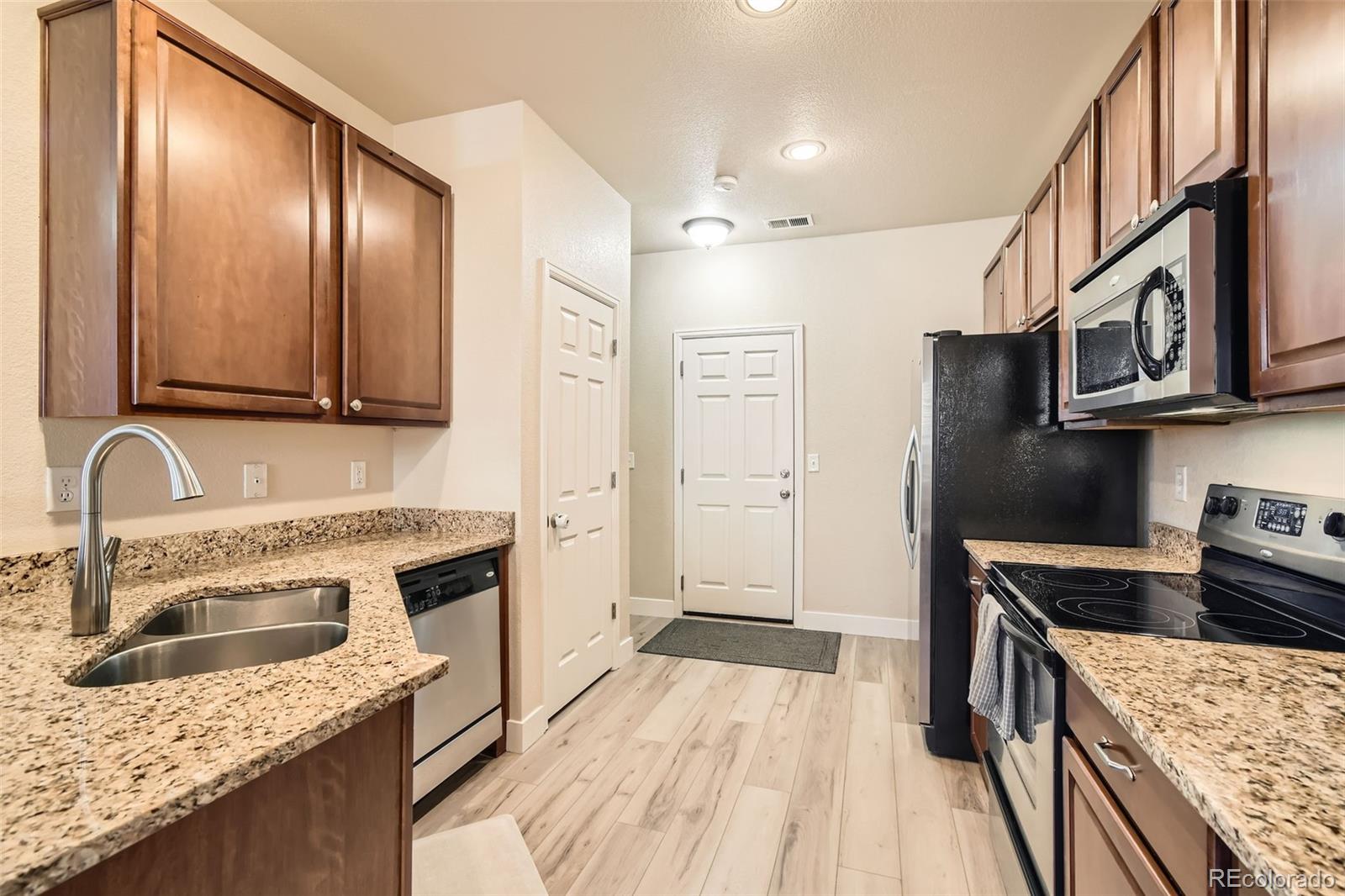 MLS Image #10 for 12773  leyden street,thornton, Colorado