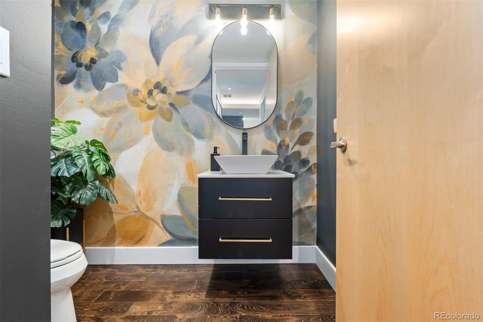 MLS Image #29 for 333 s monroe street 211,denver, Colorado
