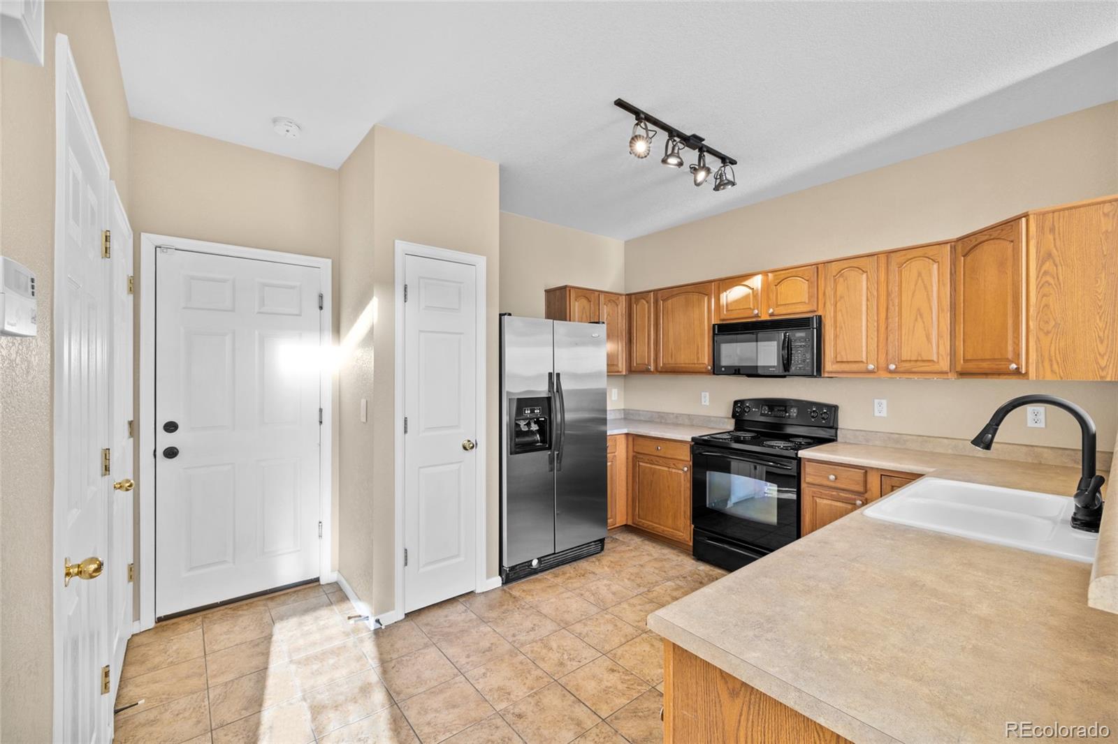 MLS Image #10 for 12740  jasmine street,thornton, Colorado