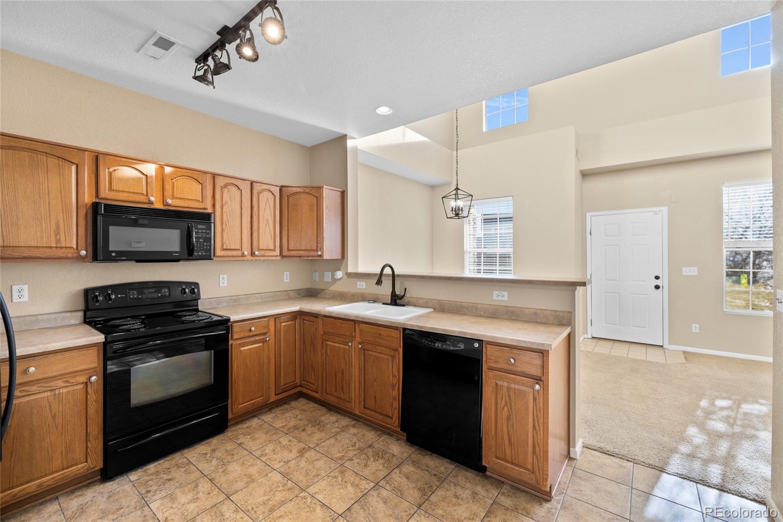 MLS Image #9 for 12740  jasmine street,thornton, Colorado