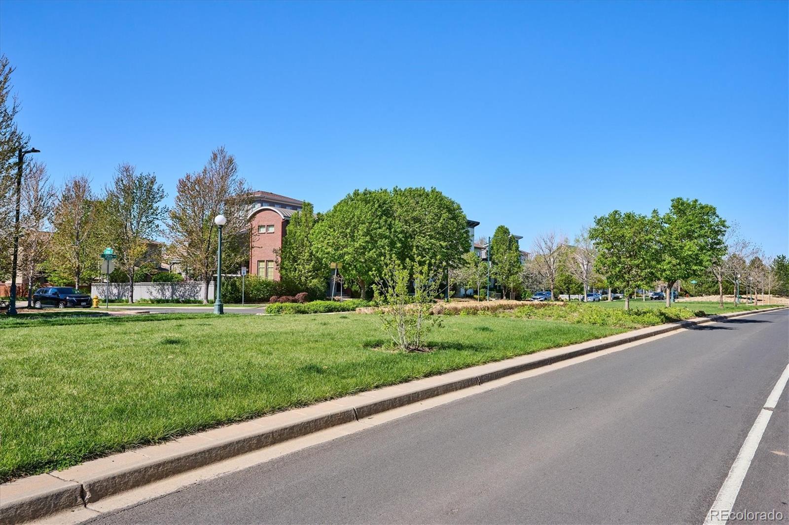 MLS Image #39 for 9167 e 35th avenue,denver, Colorado