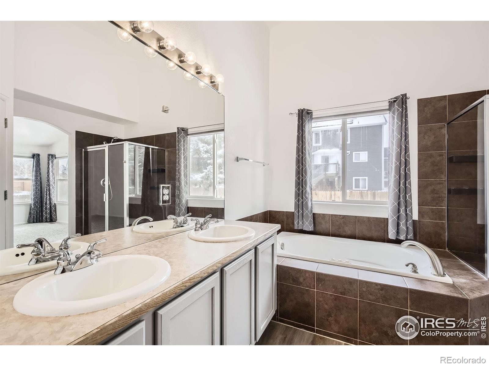 MLS Image #12 for 1907  green wing drive,johnstown, Colorado