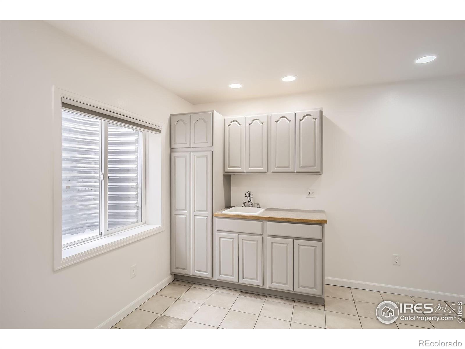 MLS Image #19 for 1907  green wing drive,johnstown, Colorado