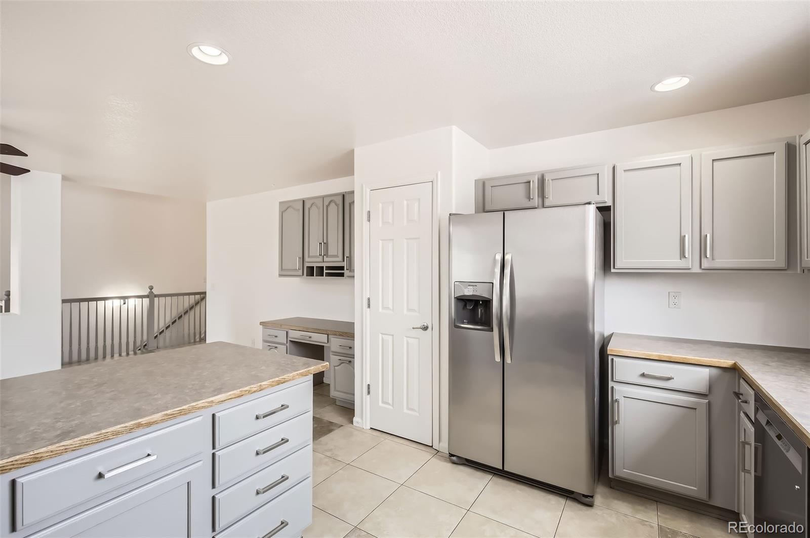 MLS Image #2 for 1907  green wing drive,johnstown, Colorado