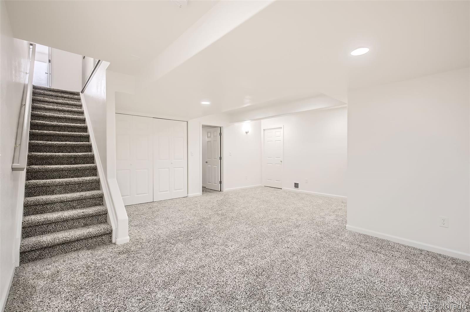 MLS Image #20 for 1907  green wing drive,johnstown, Colorado