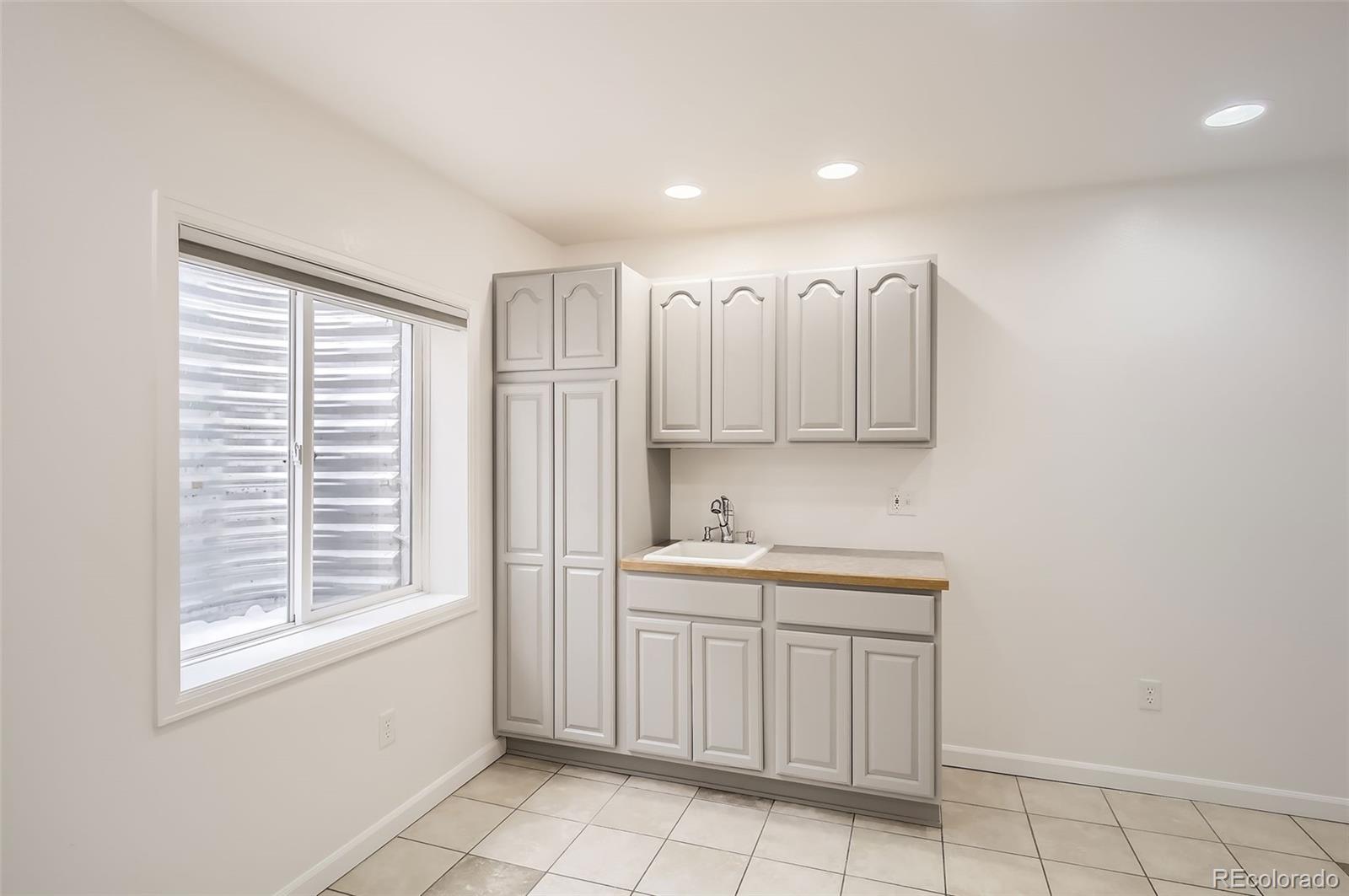MLS Image #21 for 1907  green wing drive,johnstown, Colorado