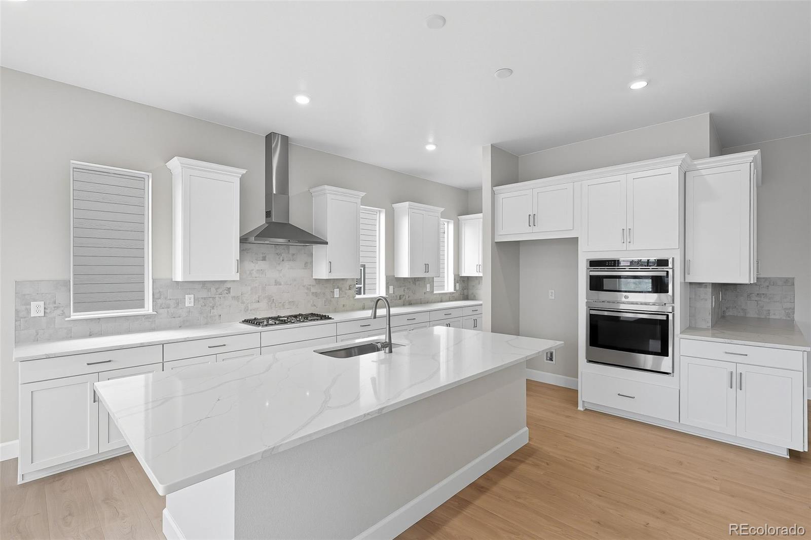 MLS Image #14 for 16655 w 93rd place,arvada, Colorado